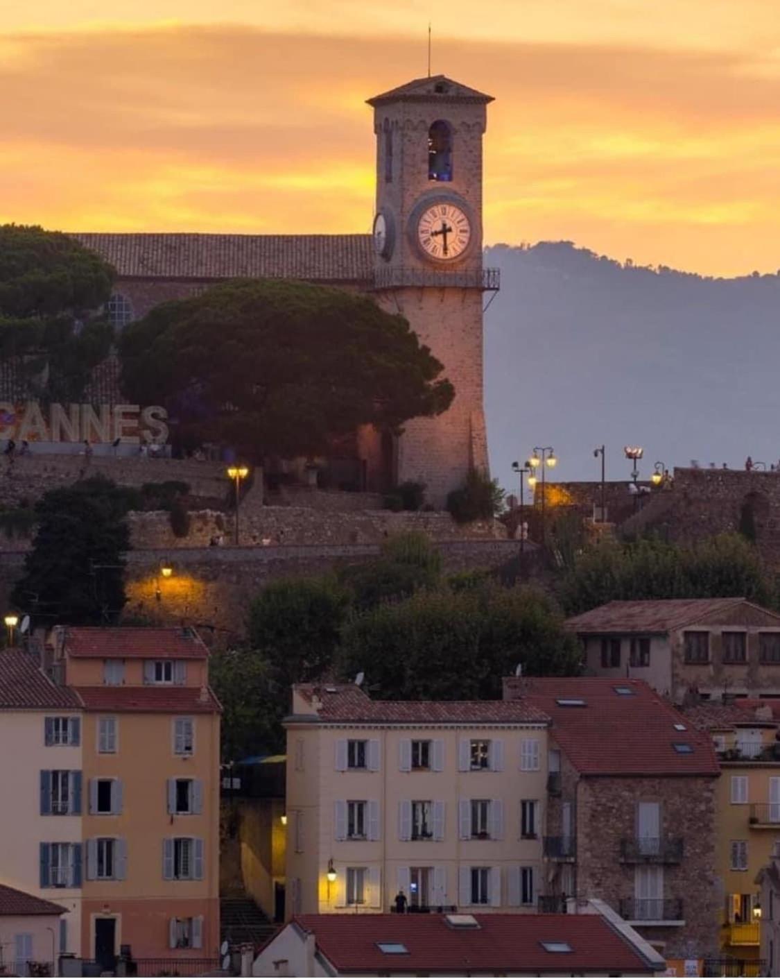 Apartament A Deux Pas Du Palais Des Festivals , Deux Pieces Dans Le Bas Du Quartier Historique Du Suquet A Cannes Zewnętrze zdjęcie